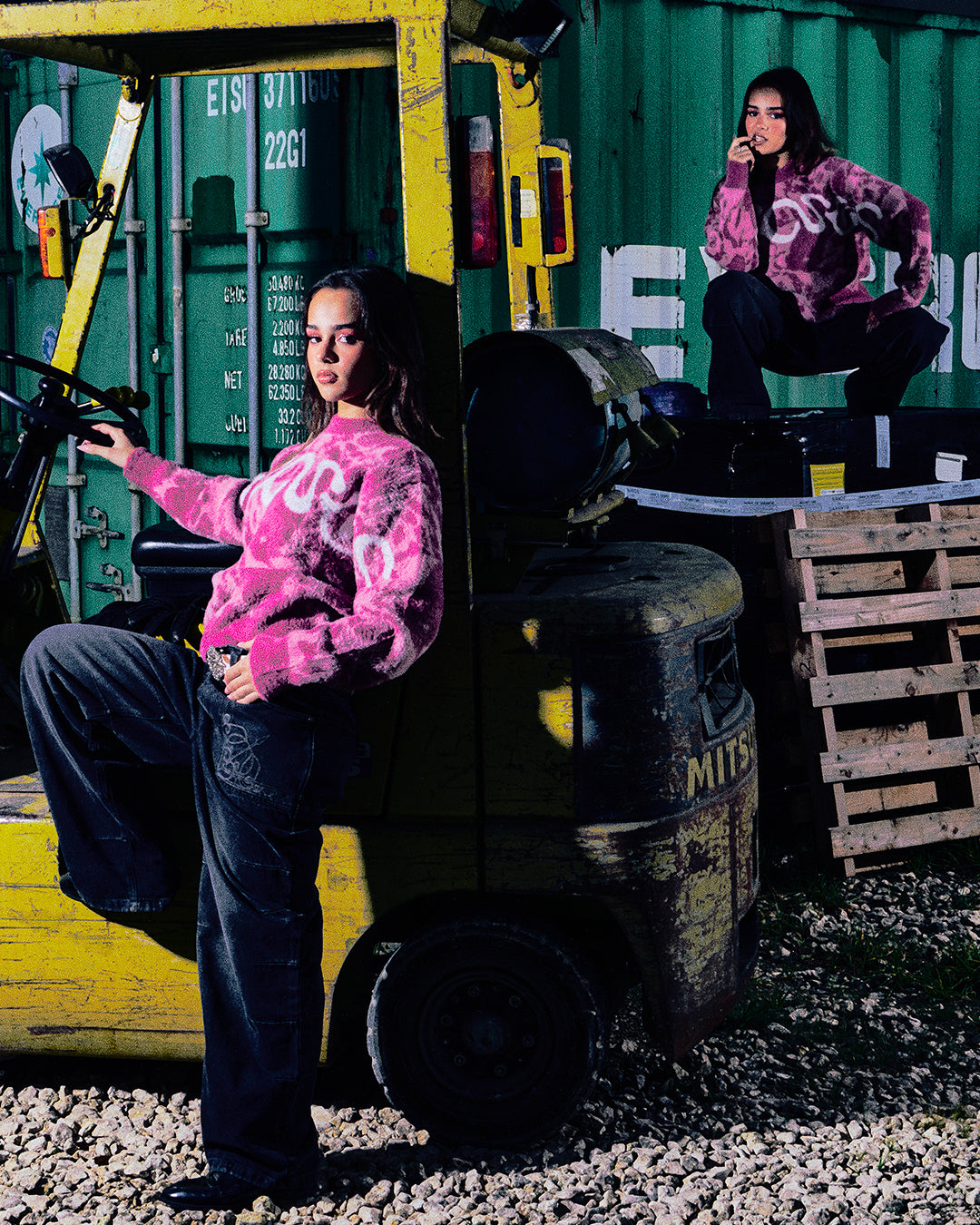 AMARYLLIS FLUFF KNIT