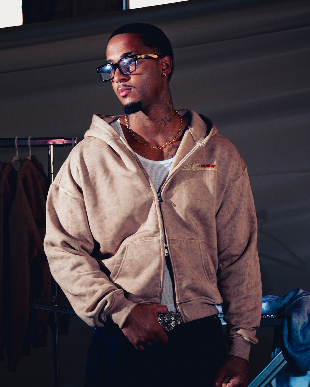 HAZELNUT ZIP-HOODIE