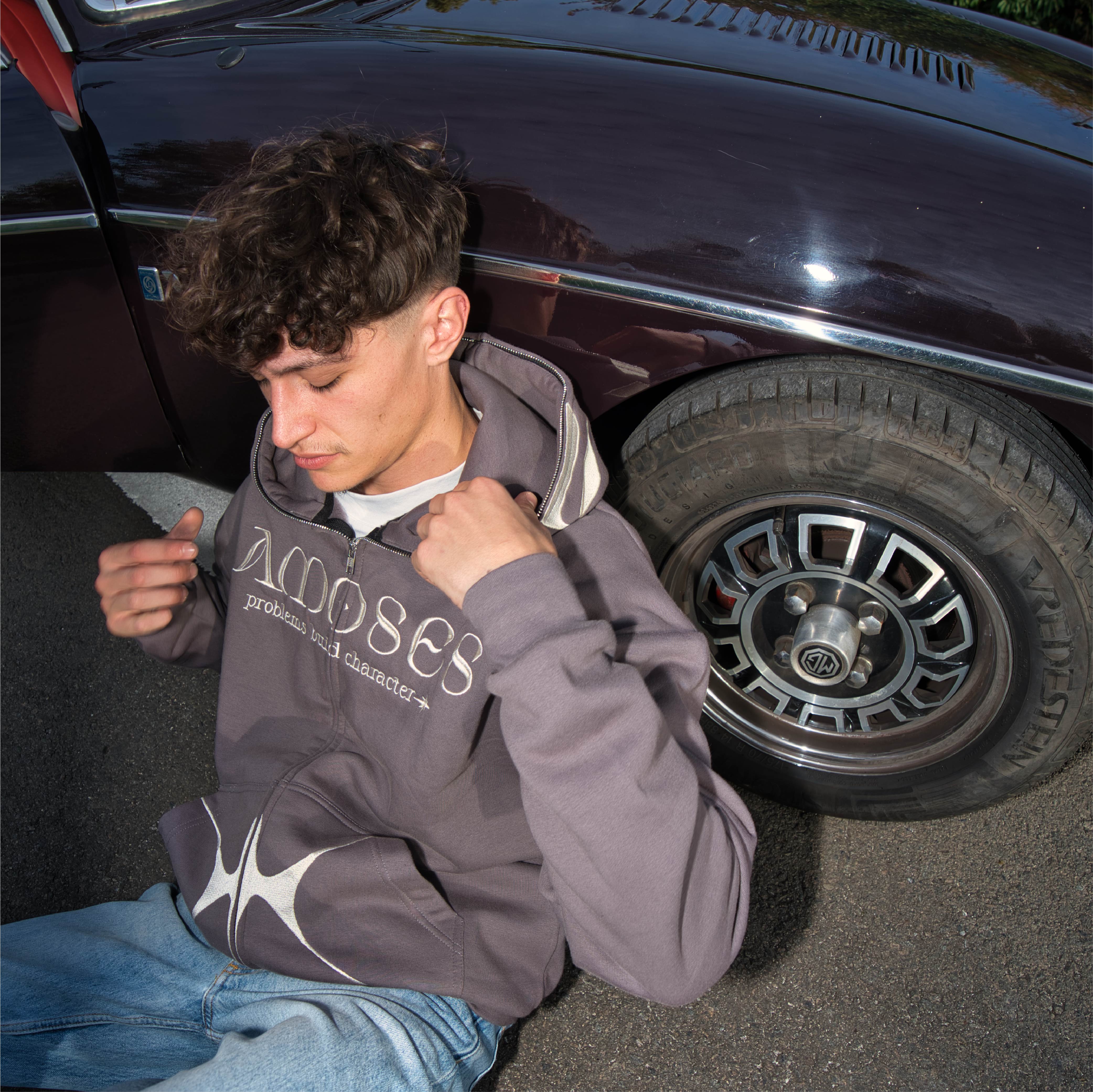 FULL ZIP HOODIE