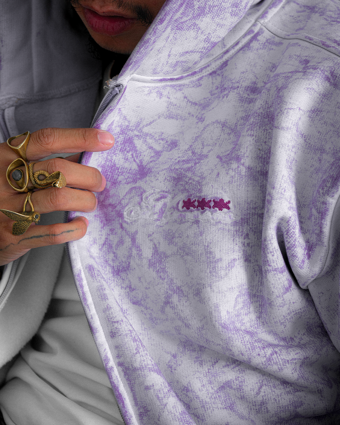 LAVENDER ZIP-HOODIE