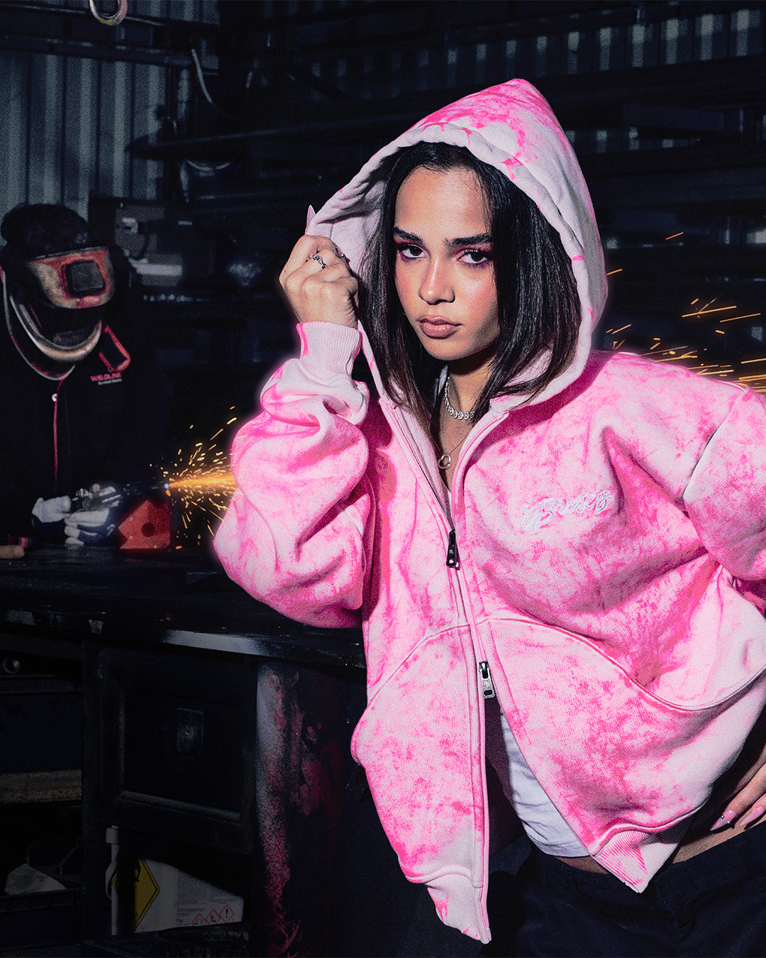 CHERRY ZIP-HOODIE